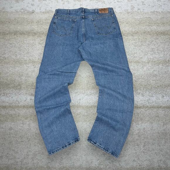 Wrangler Jeans Medium Wash Baggy Fit Work Wear Denim Blues Series - Picture 1 of 5